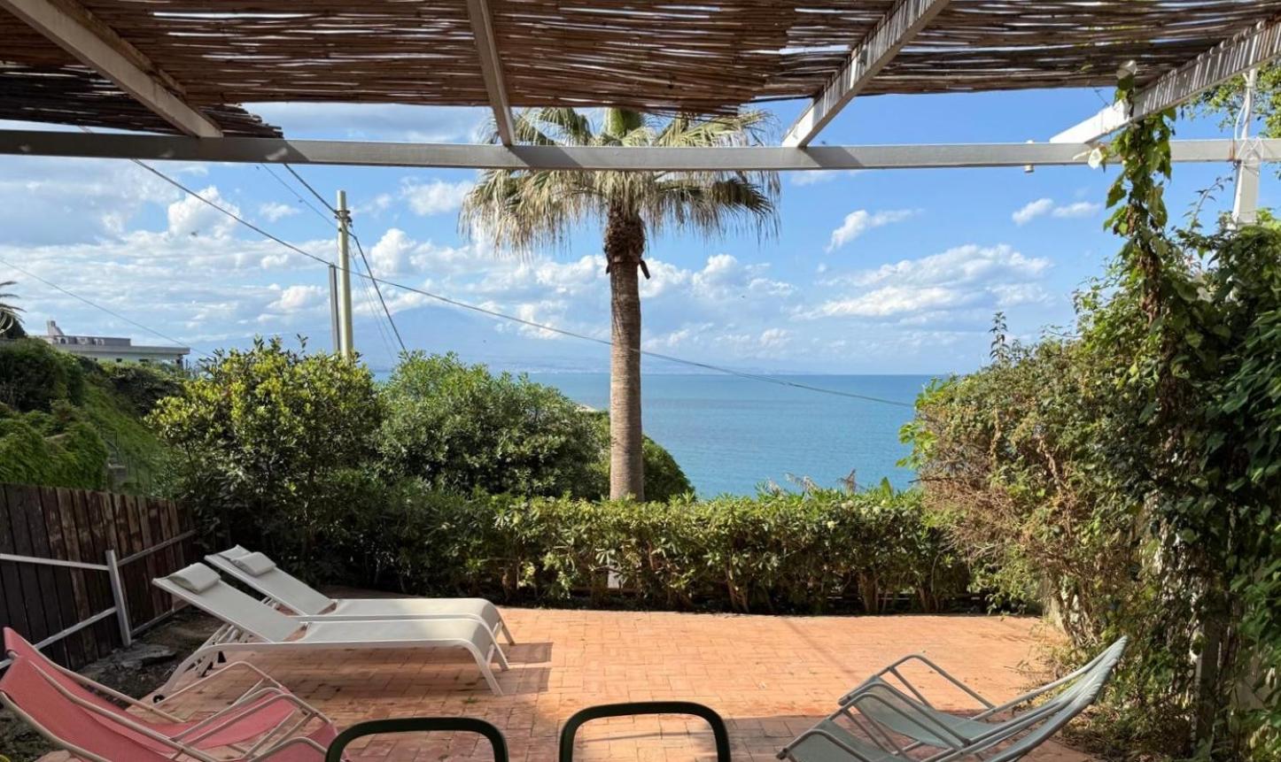 Tambu A Mare Villa Augusta Exterior photo
